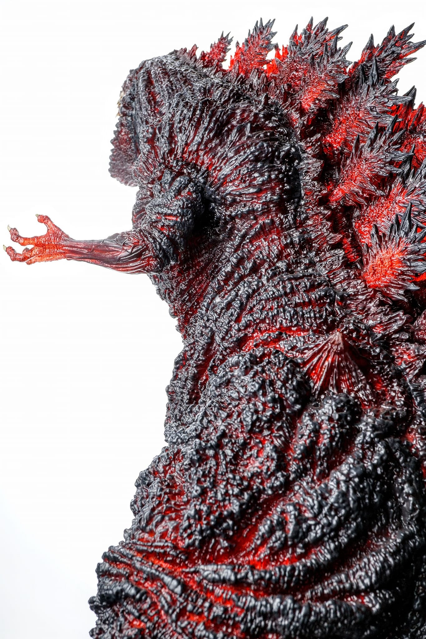 EZHobi Omega Beast Shin Godzilla Furious Red