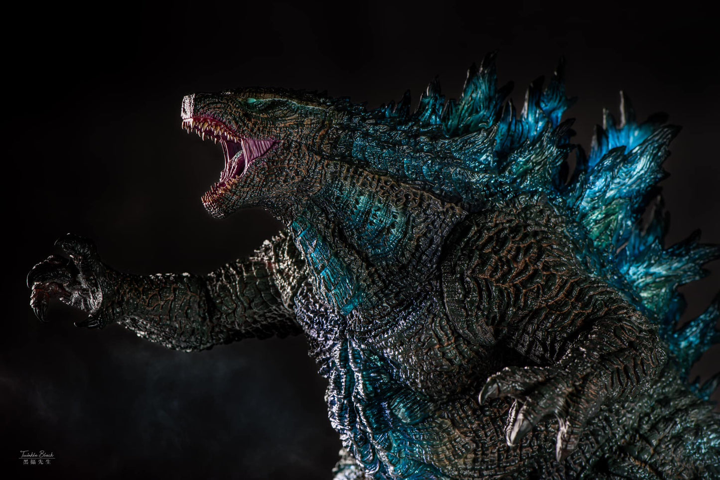 EZHobi Omega Beast Godzilla 2019