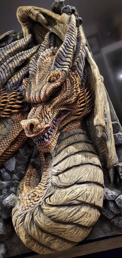 King Ghidorah Wall Breaker Giant 3D Display