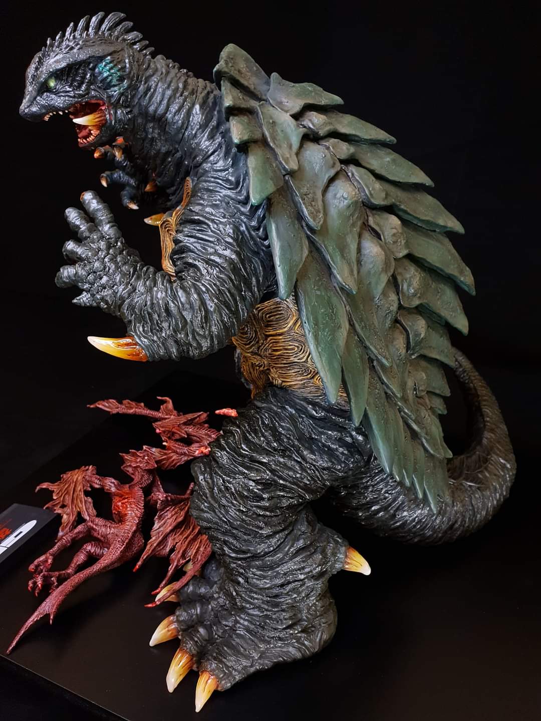 EZHobi Omega Beast Gamera 1999