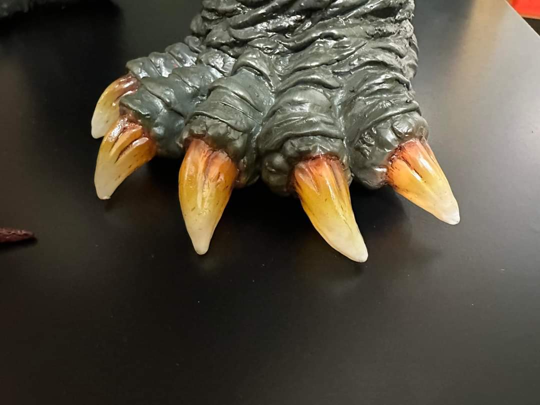 EZHobi Omega Beast Gamera 1999