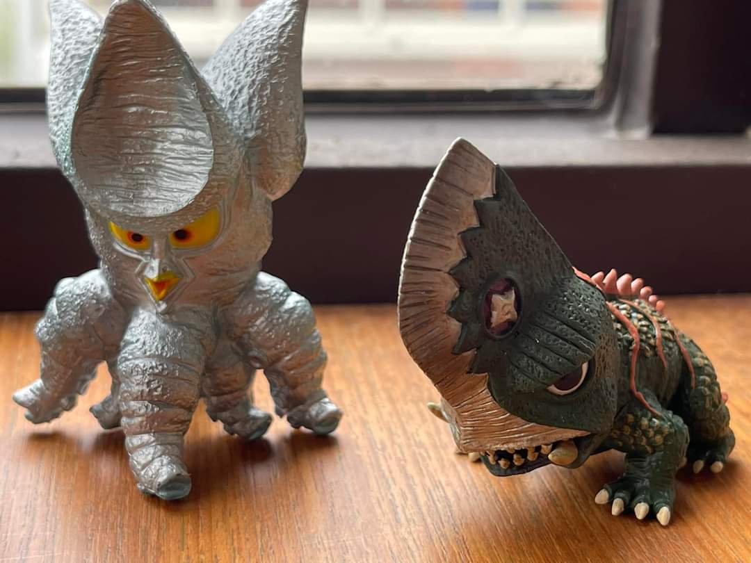 EZHobi Eggmon Gamera Box of 18 including secret figures
