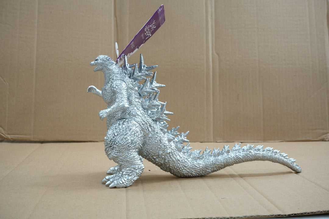 Bandai GODZILLA MINUS ONE Movie Monsters Series Godzilla 2023 Silver ver. U.S. Event Exclusive From JUNGLE